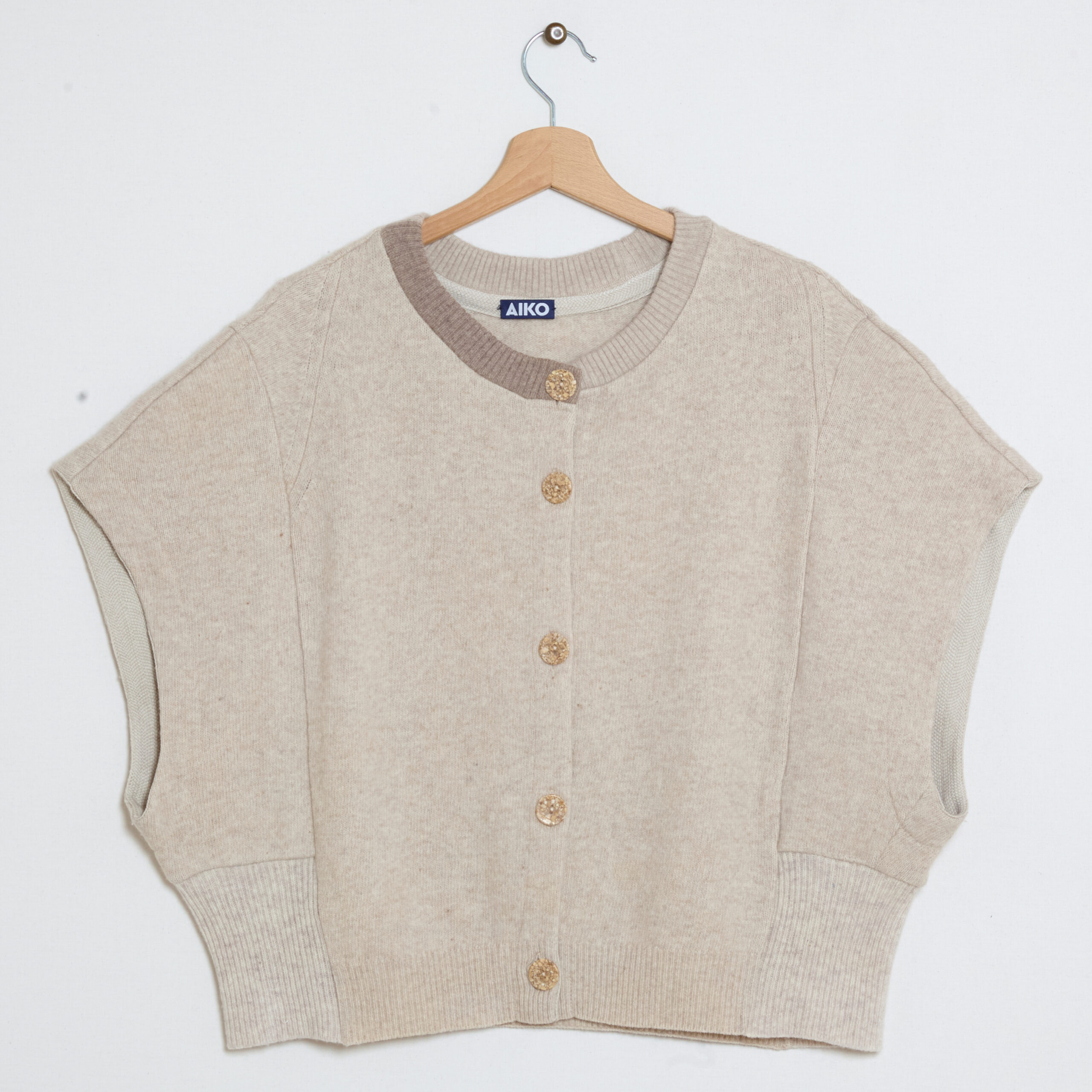 BEIGE 1