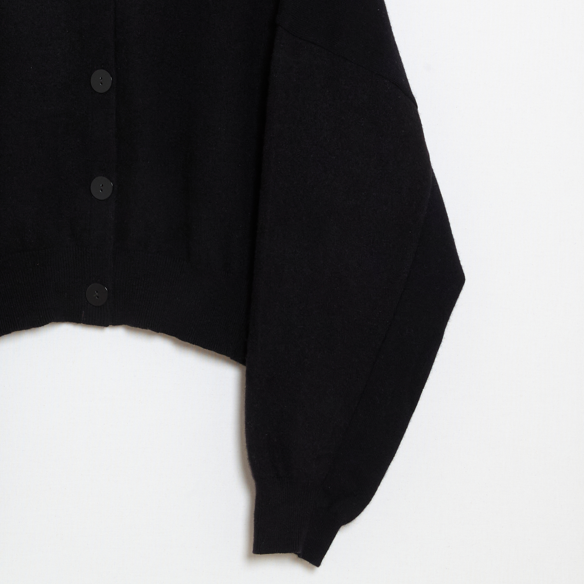 BLACK CARDIGAN 2