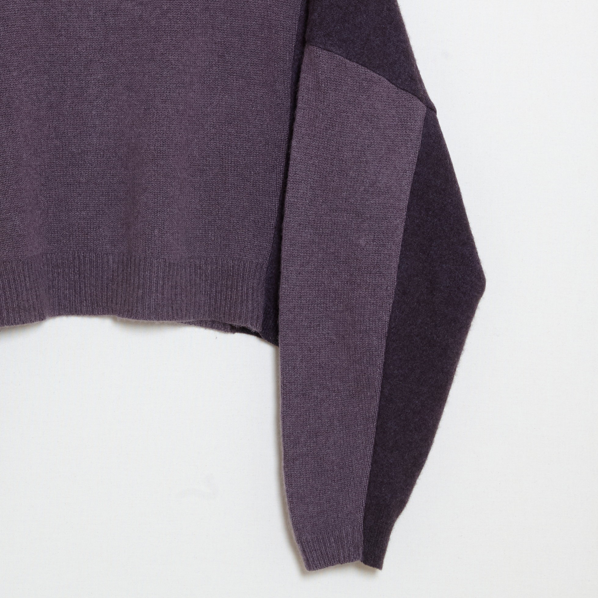 MAUVE TAUPE 2
