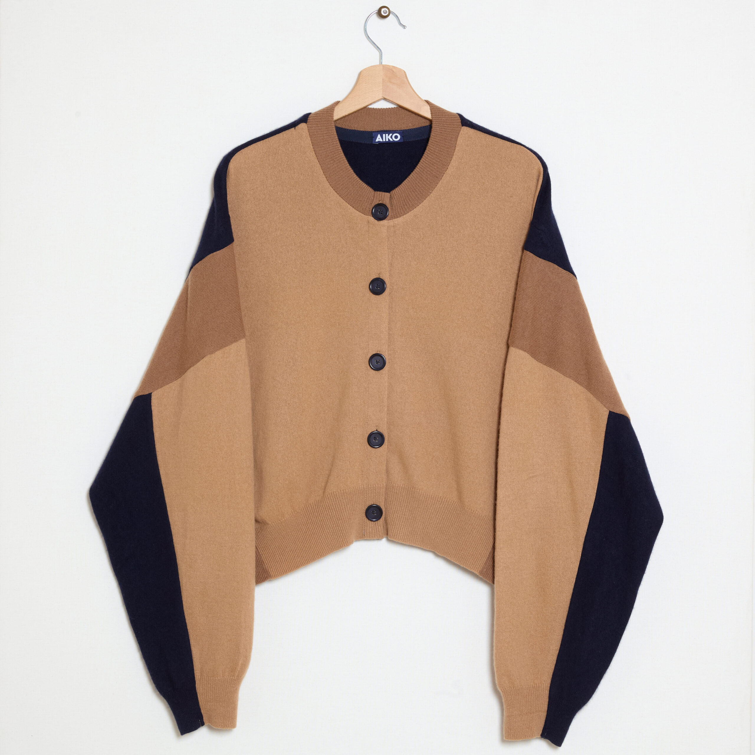 TAN 1